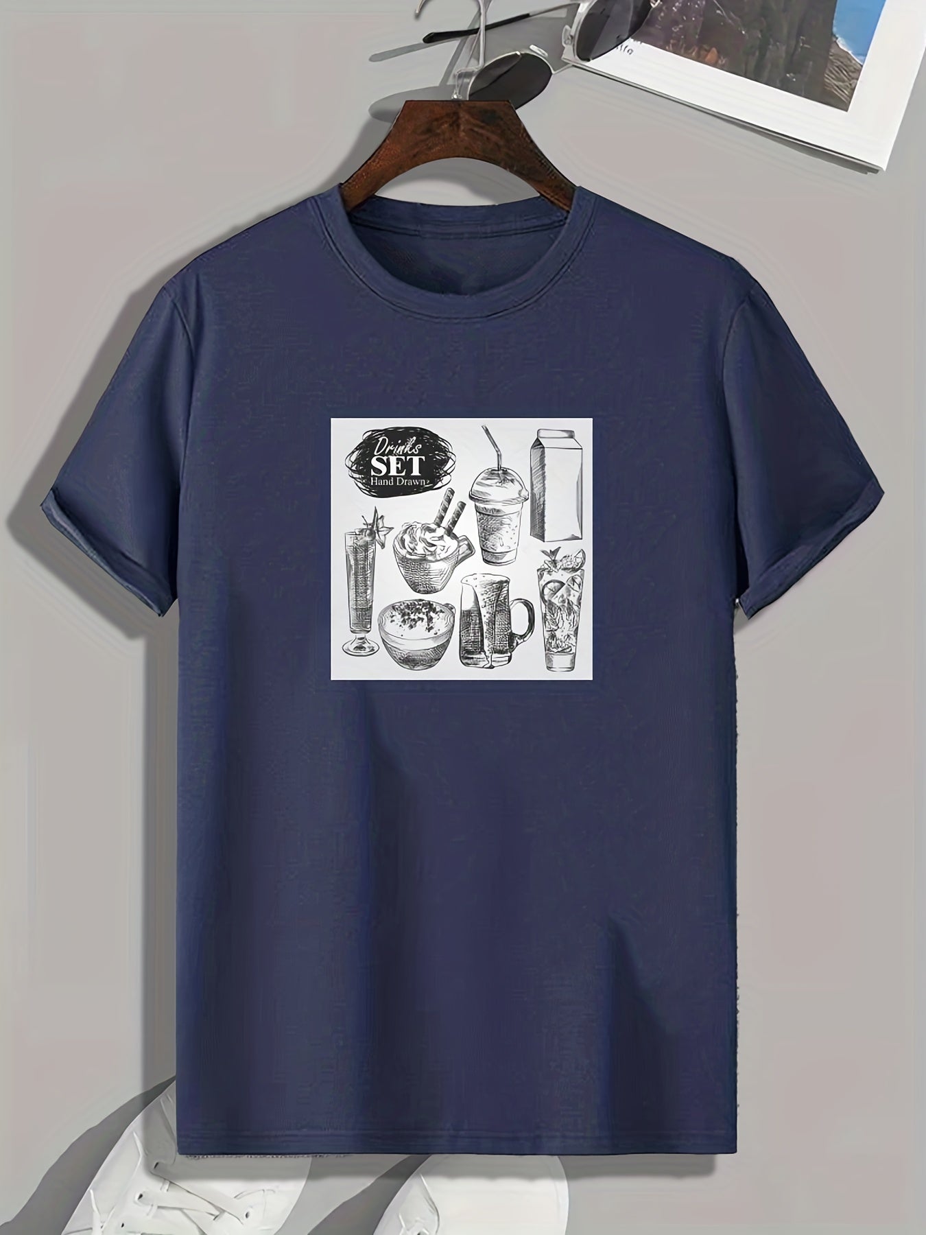 Drinks Print Men's Comfy T-shirt Active Stretch Tee for Summer