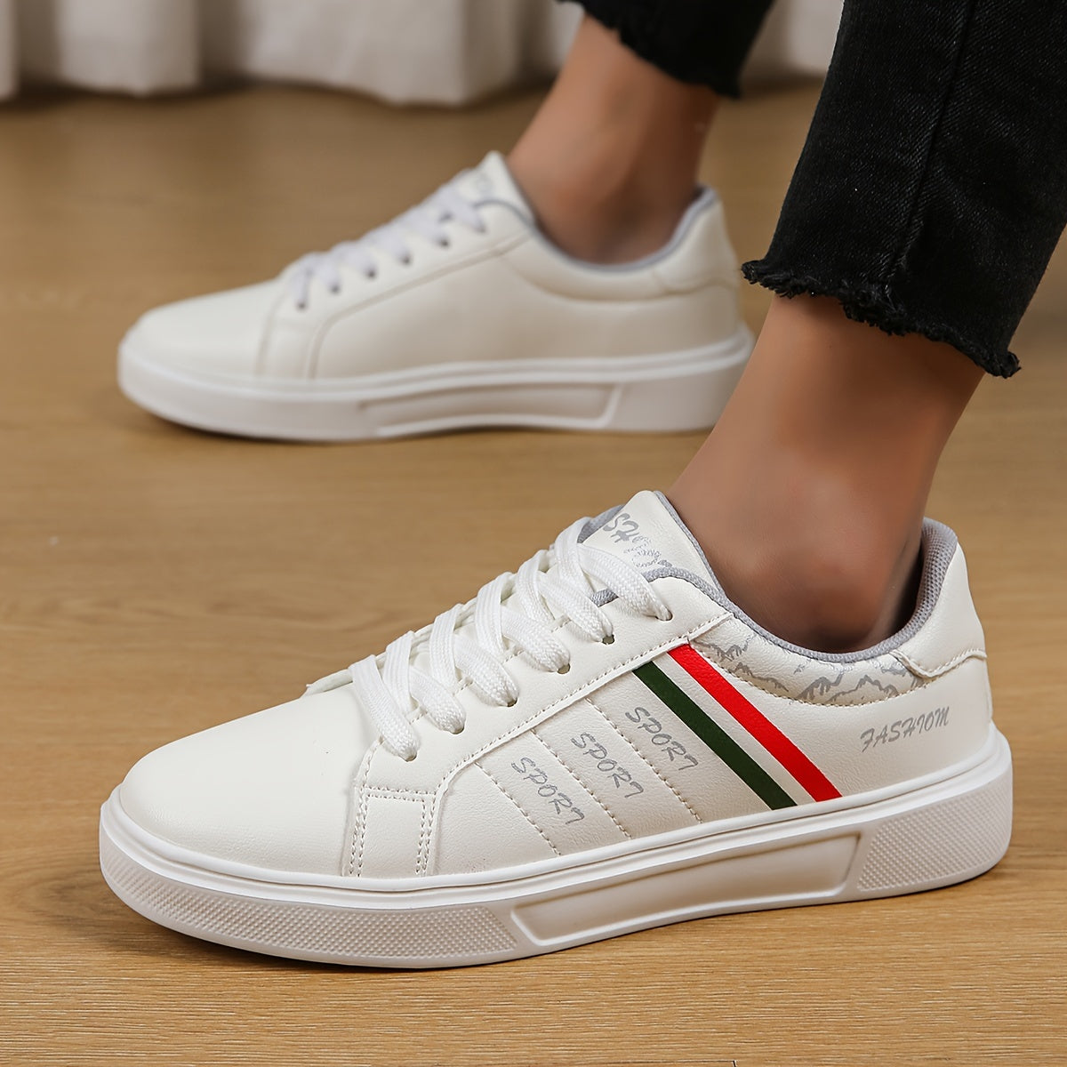 Stripes Pattern Faux Leather Skate Shoes Wear Resistance Non Slip Flat Sneakers