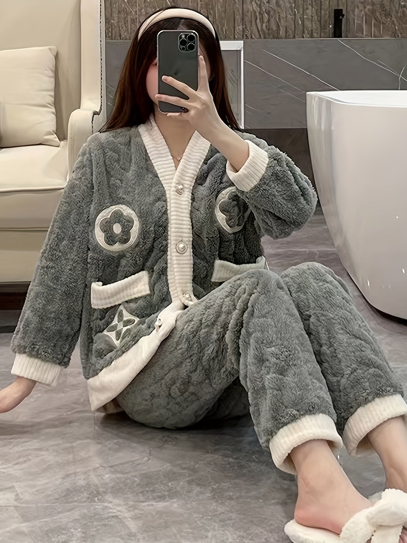 Floral Print Fuzzy Pajama Set Long Sleeve Top & Pants Women's Sleepwear