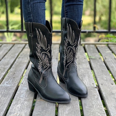 Women's Embroidered Point Toe Cowboy Boots