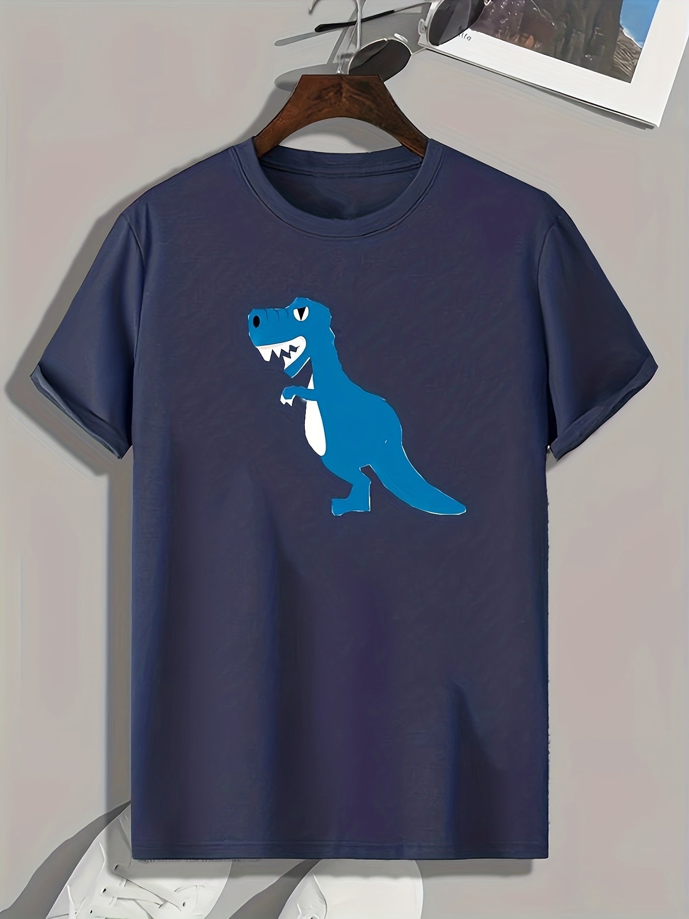 Dino Pattern Print Men's Sports T-Shirt - Comfy Outdoor Clothing
