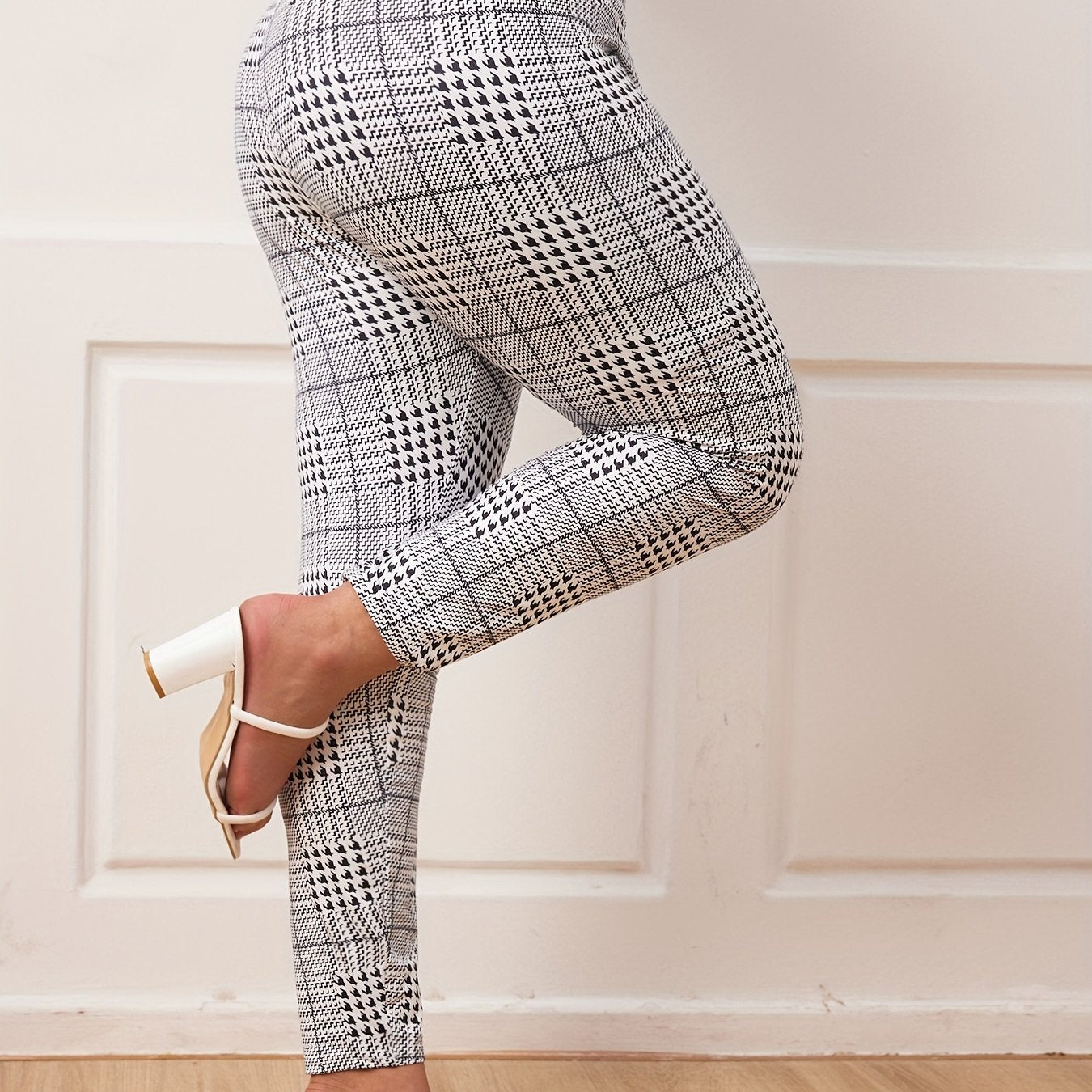Women's Plus Houndstooth Slim Fit Pants