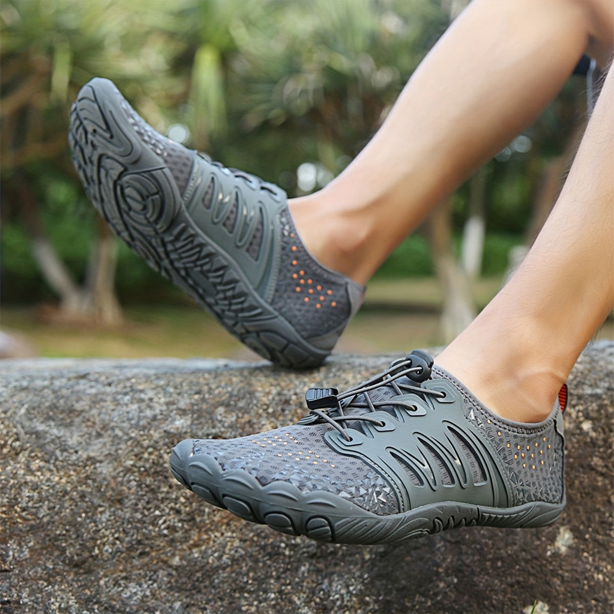 Men's Quick Drying Water Shoes Lightweight Beach Aqua Socks