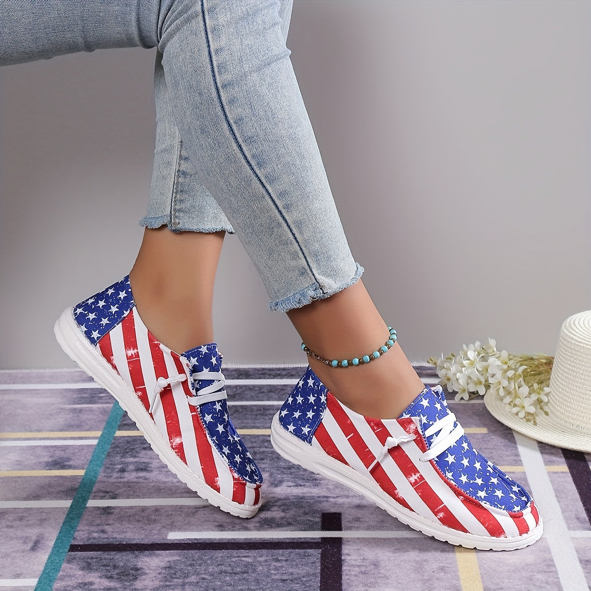 Women's Star & Striped Pattern Sneakers Lightweight Lace Up Canvas Shoes Casual