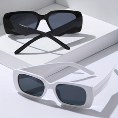 Oval Frame Wide Brim Sunglasses For All Seasons