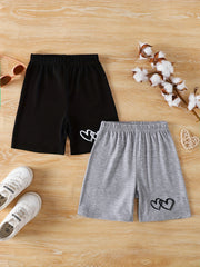 2pcs Girls' Heart Figures Print Casual Shorts Set
