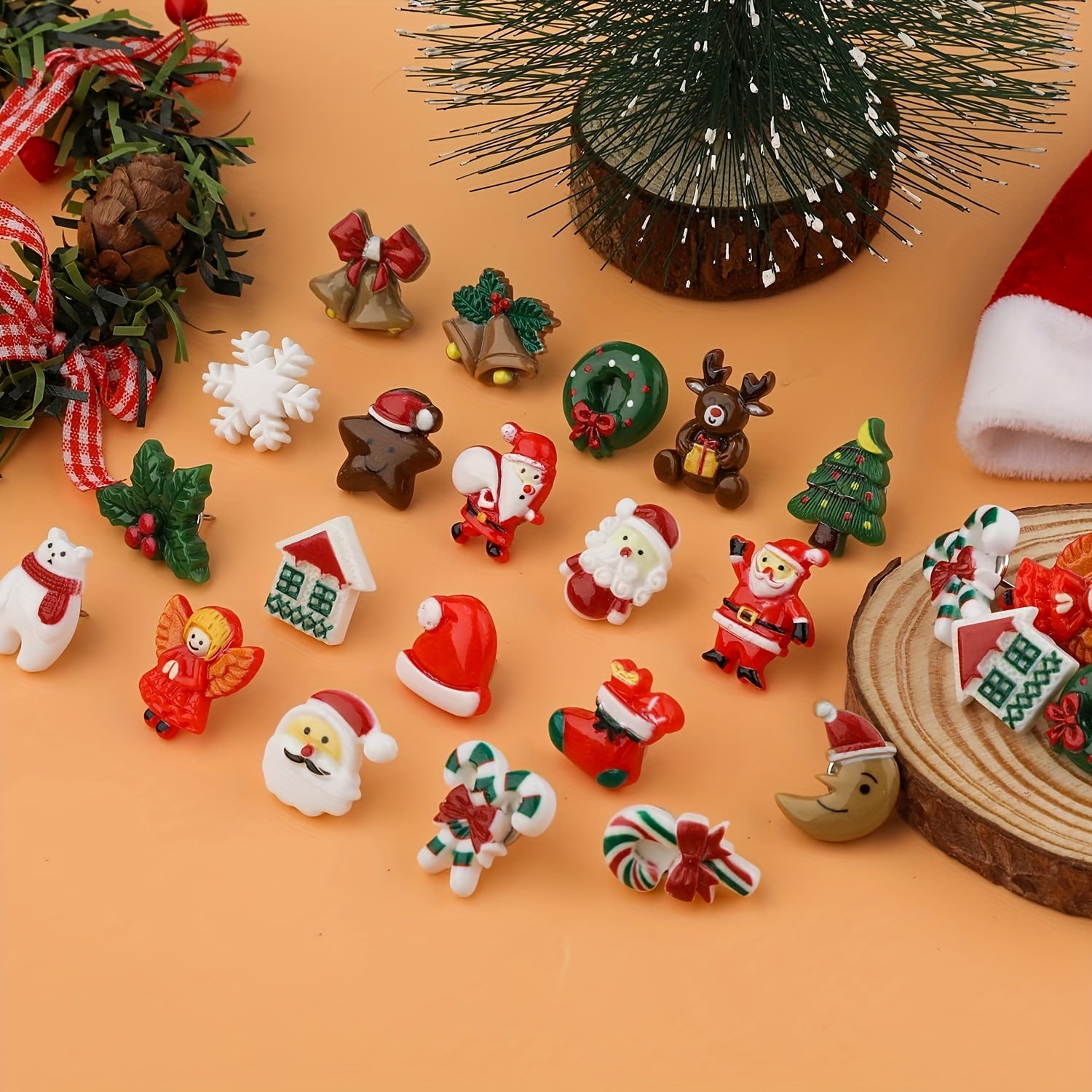 Christmas Push Pins 50pcs Winter Thumb Tacks Santa Elk Xmas Tree Wreath