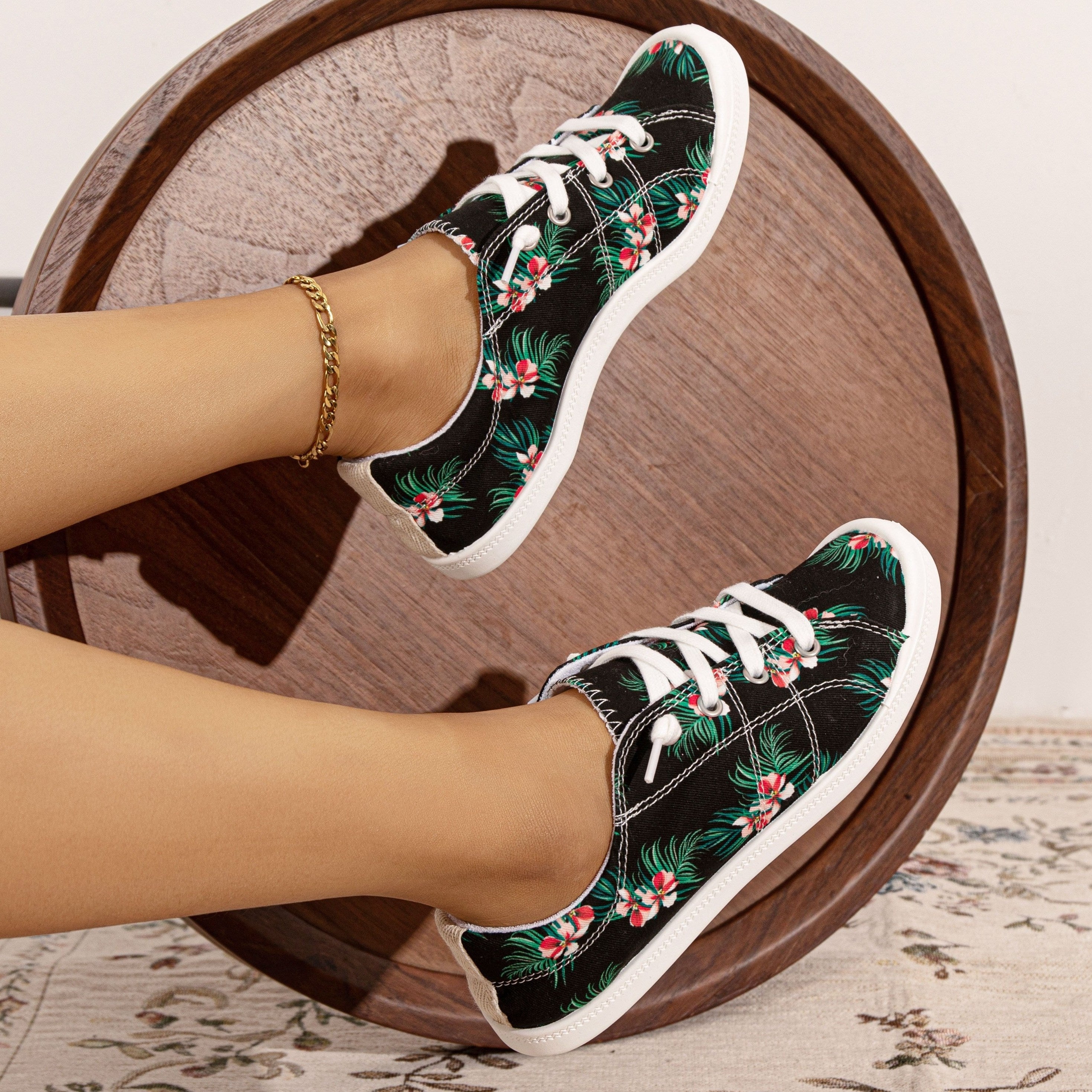 Flower Printed Canvas Lace-up Sneakers Low Top Casual Flat Shoes