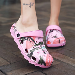 Women's Graffiti Beach Shoes Breathable Clogs