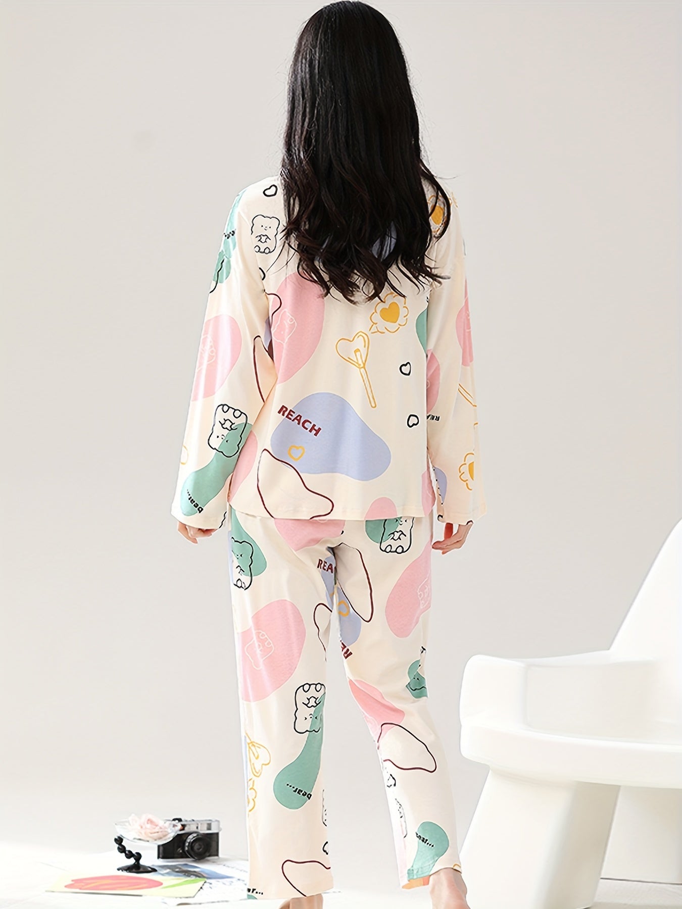 Bear Print Pajama Set Long Sleeve Crew Neck Top & Pants