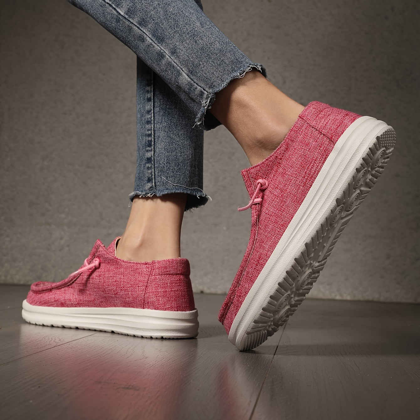 Lightweight Canvas Skate Shoes Breathable Outdoor Walking Shoes
