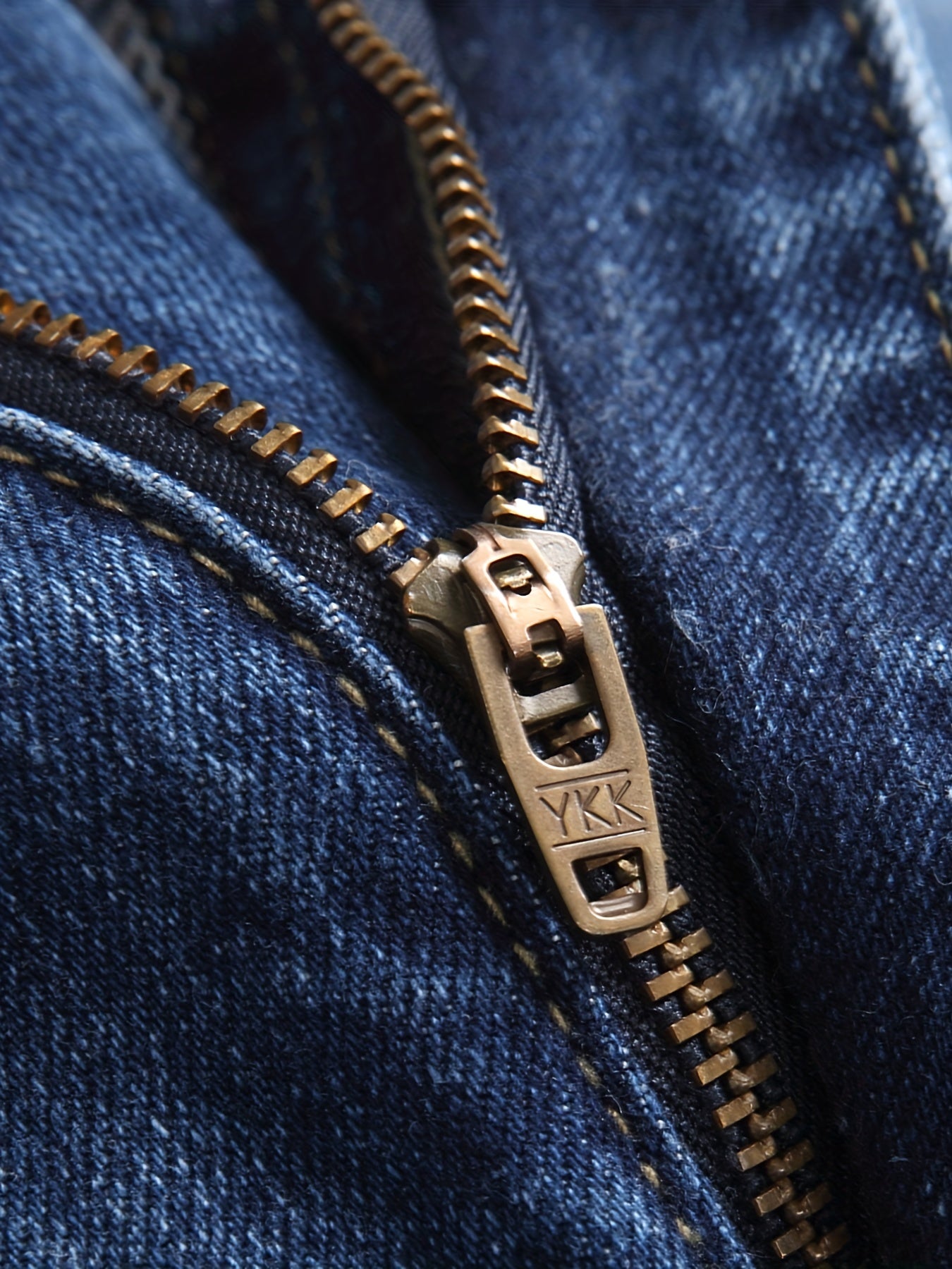 Men s Ripped Slim Fit Denim Jeans With Pockets