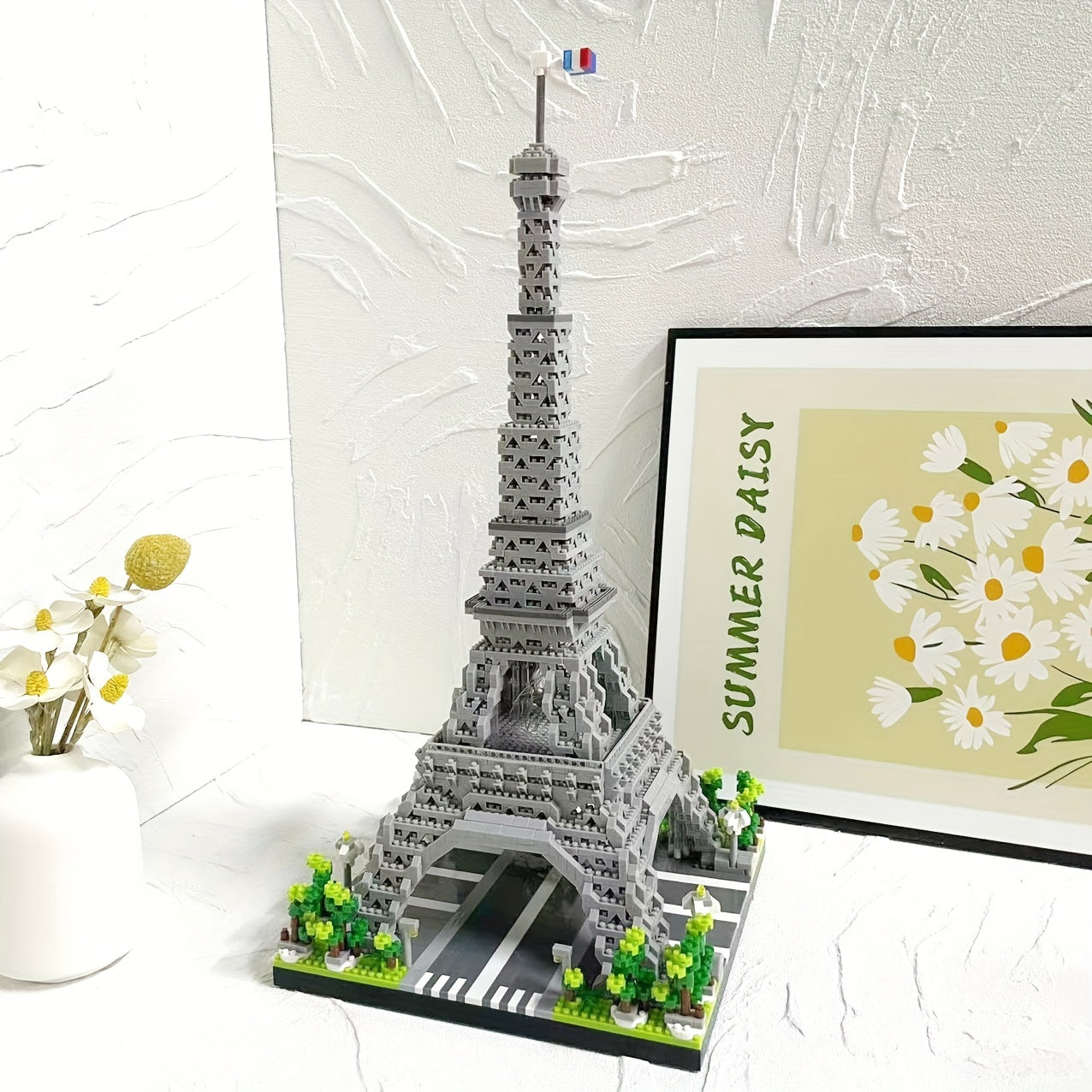 Paris Eiffel Tower Model Building Blocks Educational Toys Puzzle