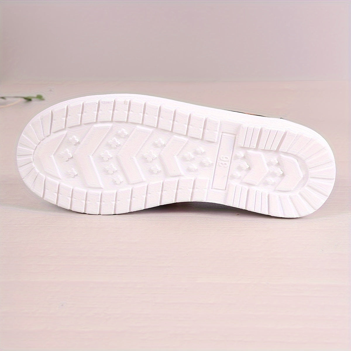 Women's Butterfly Print Casual Walking Shoes Low Flat Slip on Sneakers