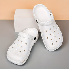 Men's Closed Toe Clogs Sandals Soft Sole Walking Shoes
