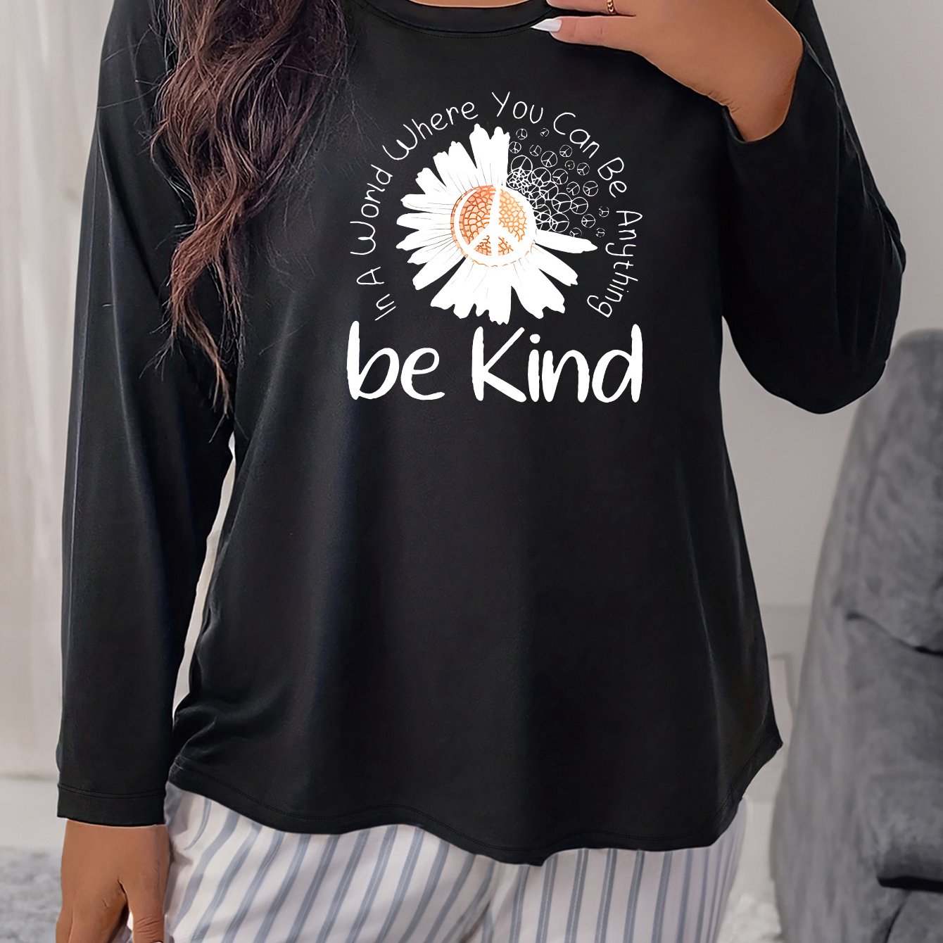 Women's Plus Floral Slogan Print Long Sleeve Round Neck Pajama Top