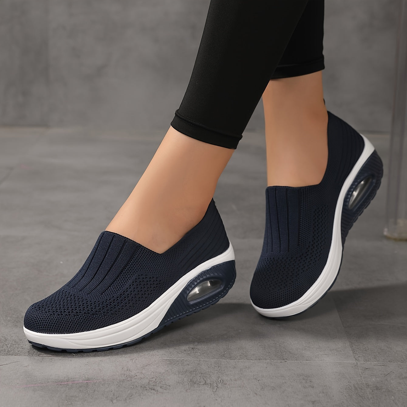 Women's Air Cushioned Walking Shoes Breathable Comfortable Outdoor Sneakers