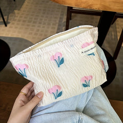 Flower Pattern Ruched Cosmetic Bag Portable Travel Makeup Bag