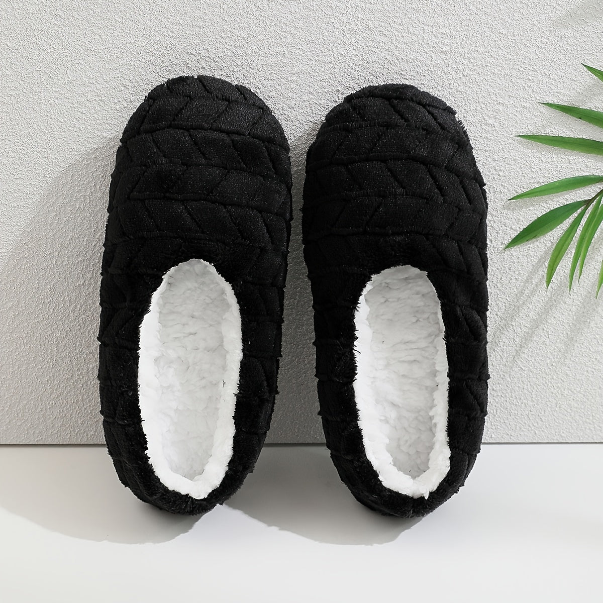 Men's Plush Cozy Bedroom Slippers Anti-Skid Indoor Shoes