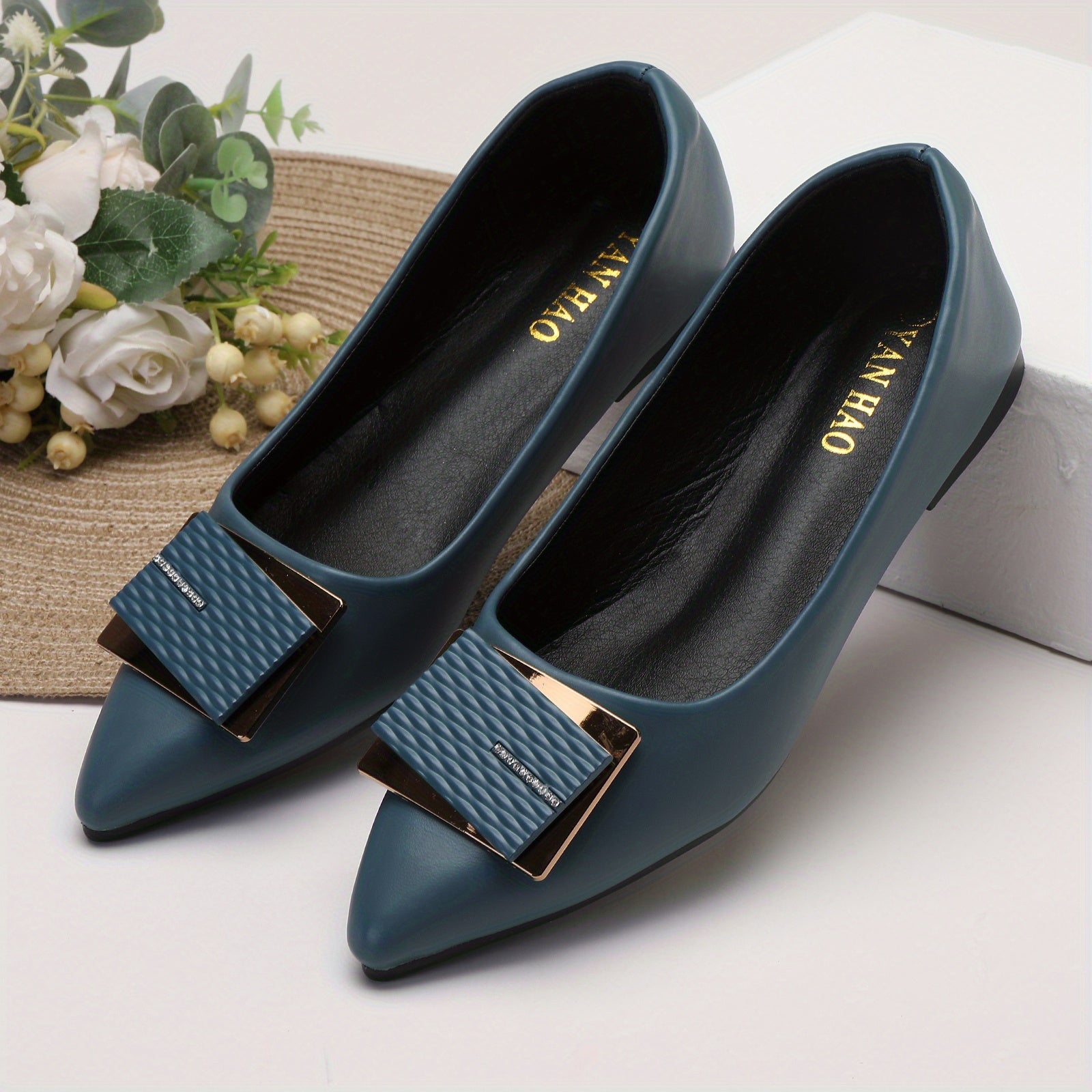 Women's Pointed Toe Flat Shoes with Rectangle Buckle Decor