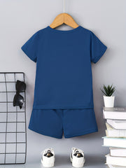 2pcs Boys Casual KING Crown Graphic Print T-shirt & Shorts Set