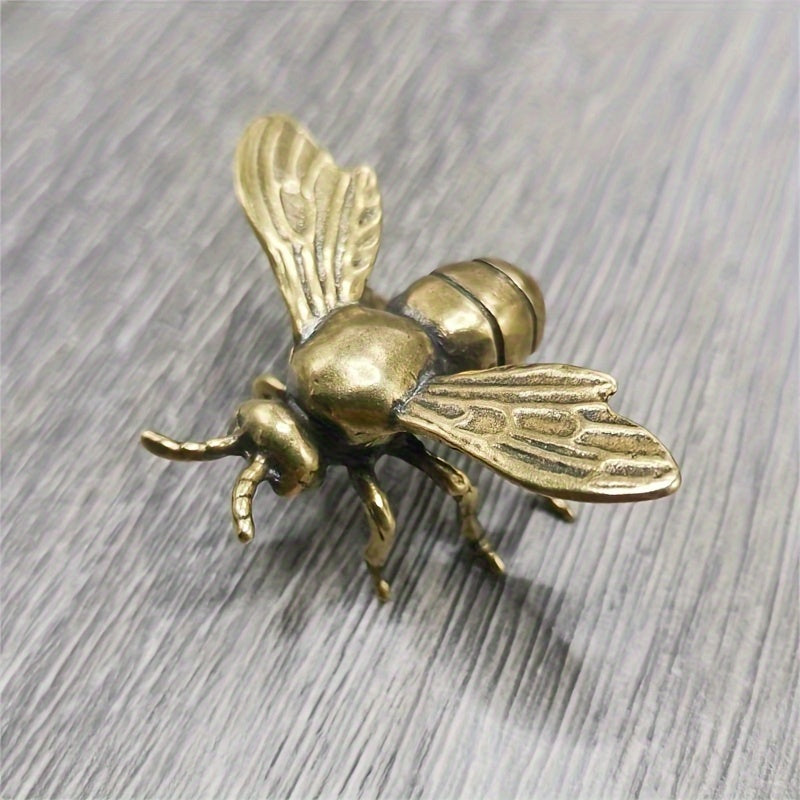 Brass Bee Small Ornaments Handcrafted Desk Decoration Gift