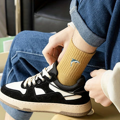 Men's Solid Crew Socks Breathable Comfy Casual Unisex Outdoor All Seasons