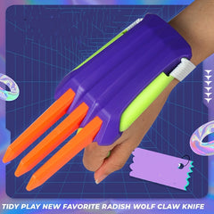 1pc Random Radish Wolf Claw 3D Printing Gravity Radish Online Finger Prop Toy