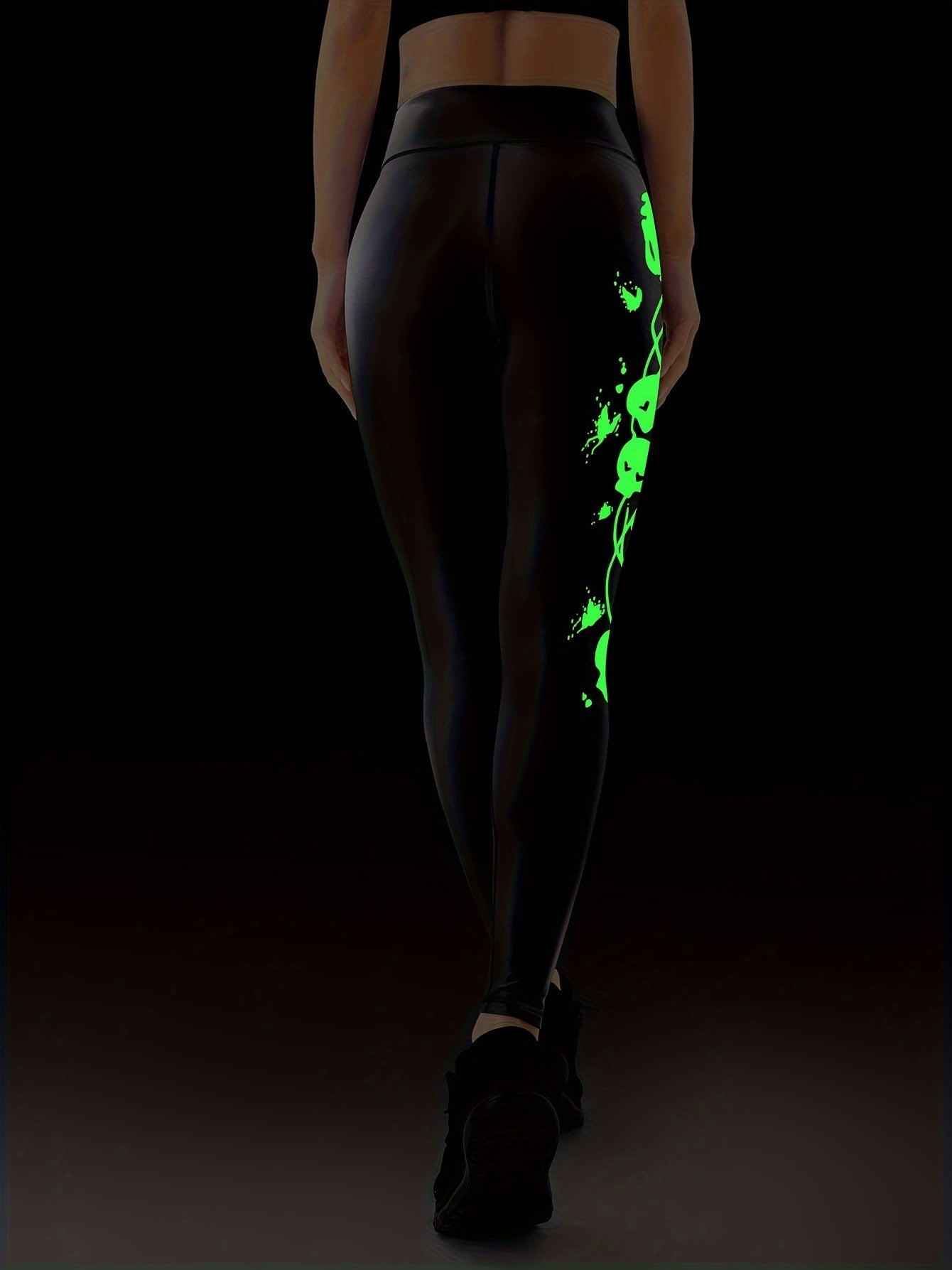 Fluorescent Halloween Skeleton Hands Print Sports Leggings