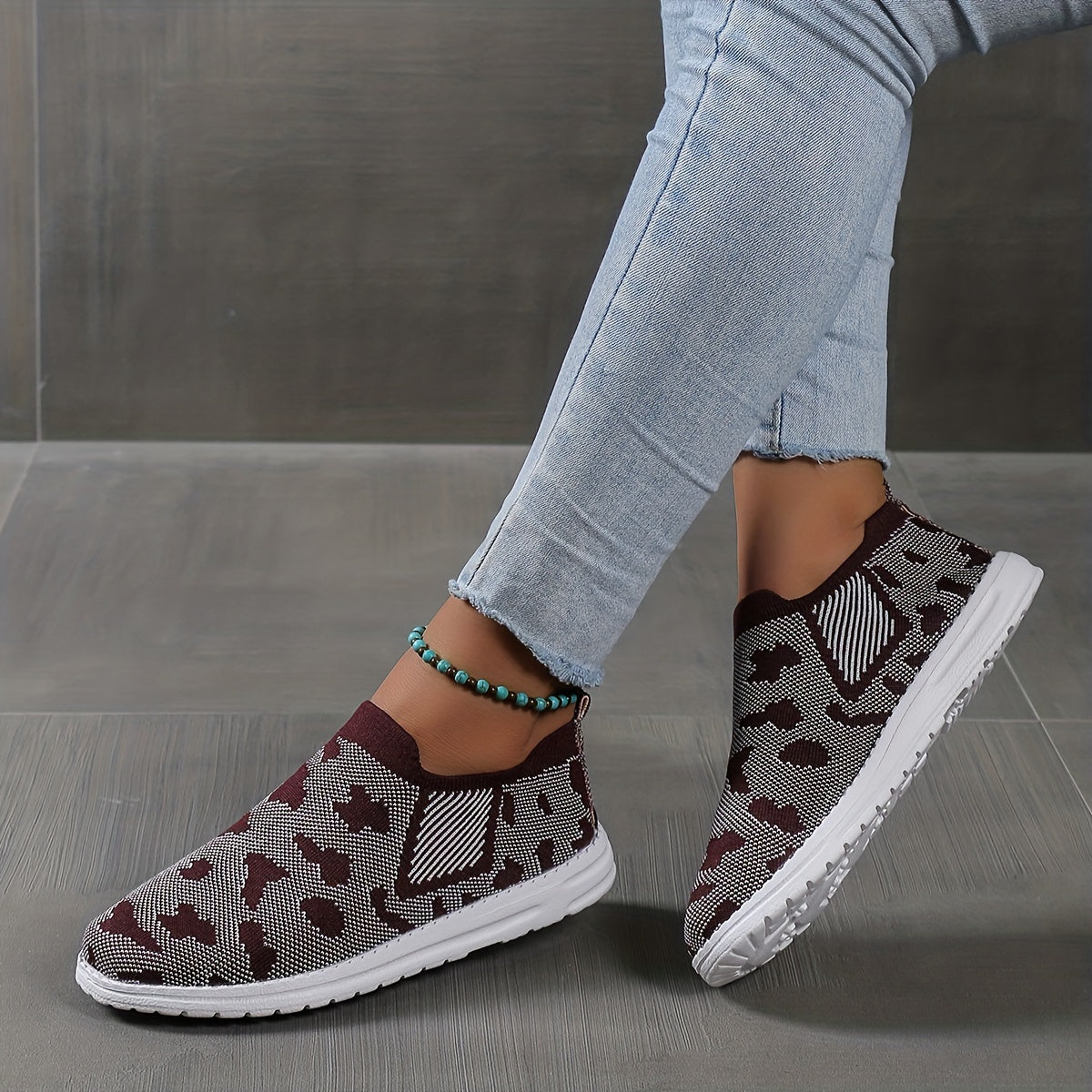 Women's Colorblock Woven Sneakers Low Round Toe Soft Sole Shoes