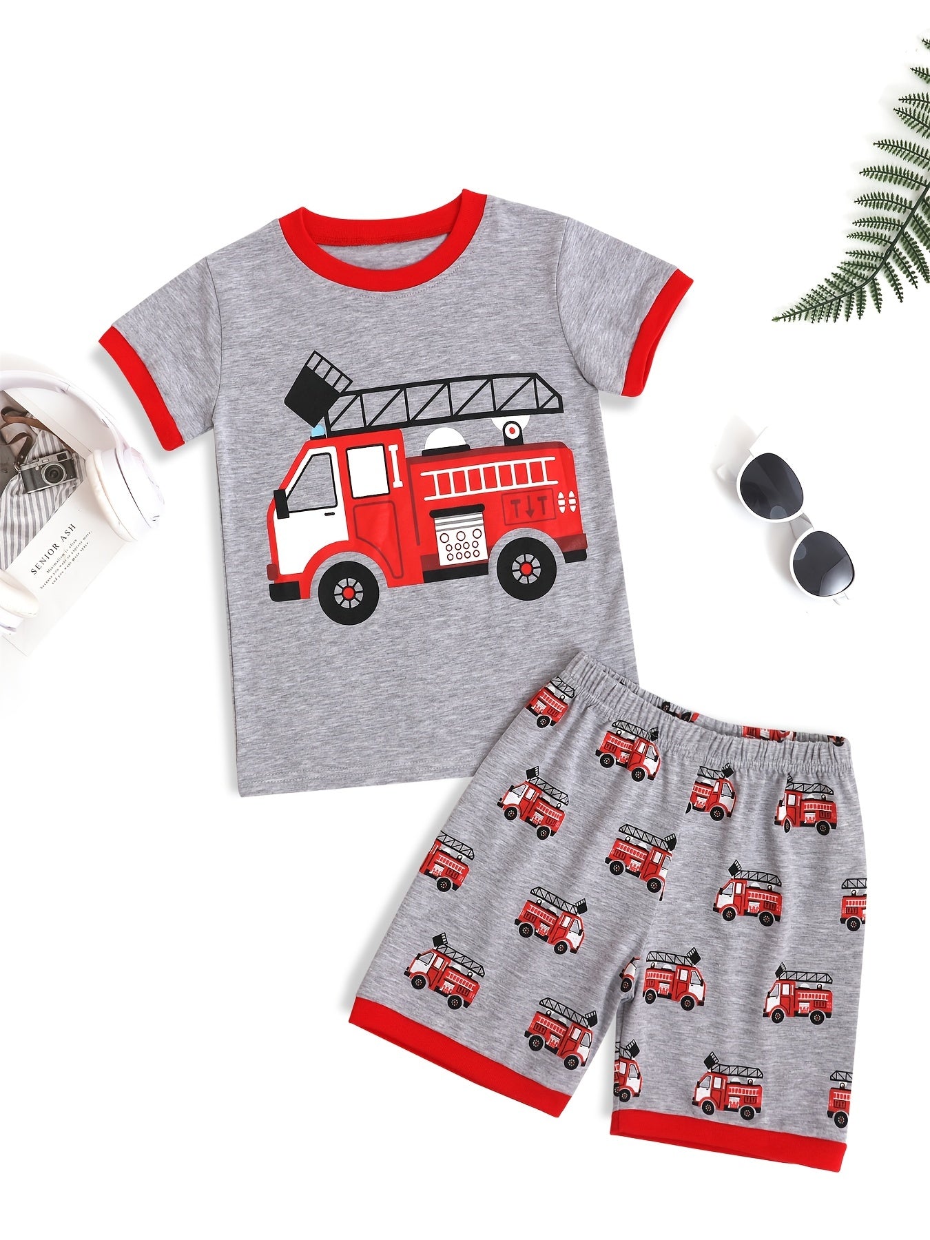 Boy's Vehicle Pattern Pajamas 2pcs T shirt & Shorts Set