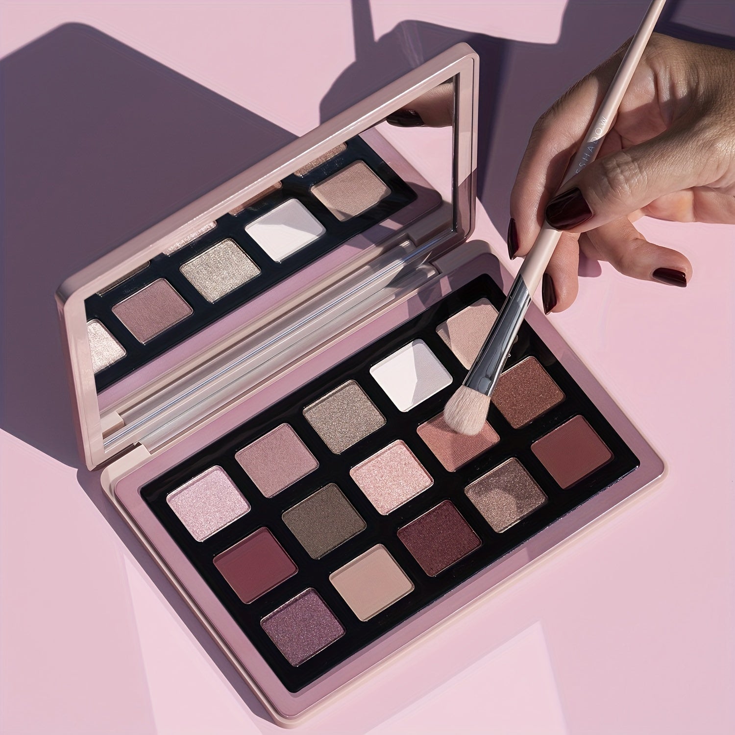 Pink Eyeshadow Palette 15 Colors Matte Shimmer Glitter Eye Shadow Makeup Kit