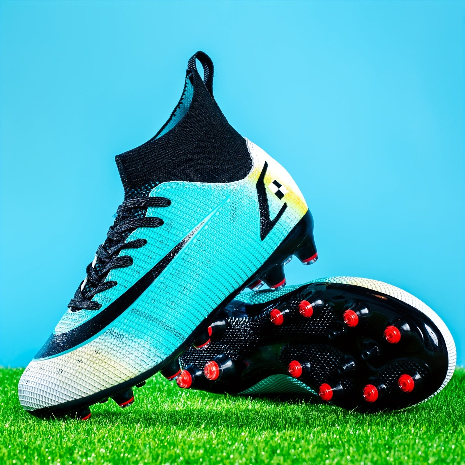 Youth Spiked Soccer Shoes - Lightweight Outdoor Training Football Shoes