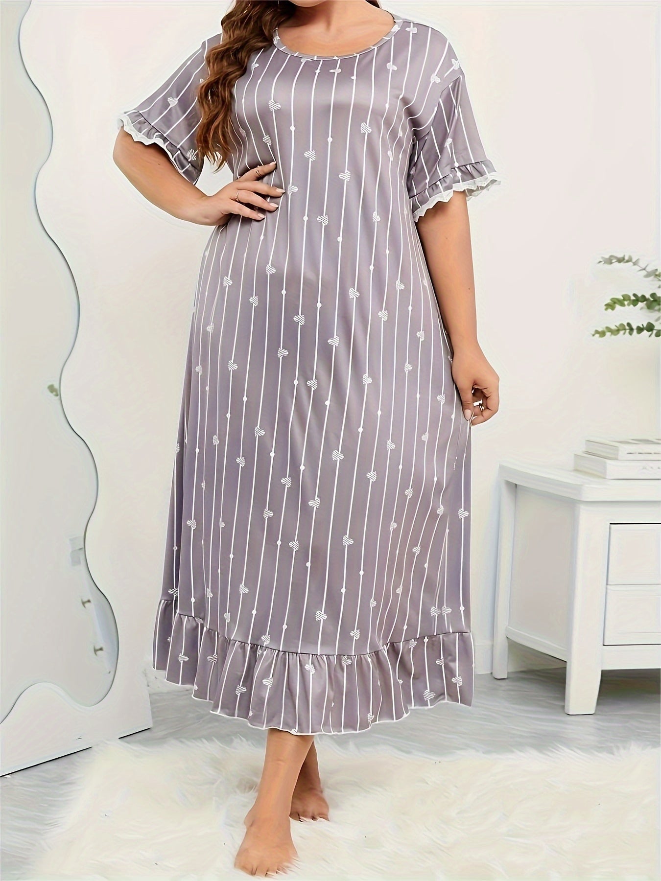 Plus Size Nightdress Women's Plus Stripe & Heart Print Short Sleeve