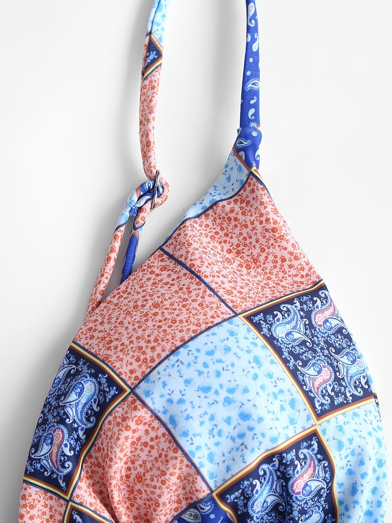 Paisley Print Bikini Sets V Neck Spaghetti Straps Tie Back Backless Swimsuit