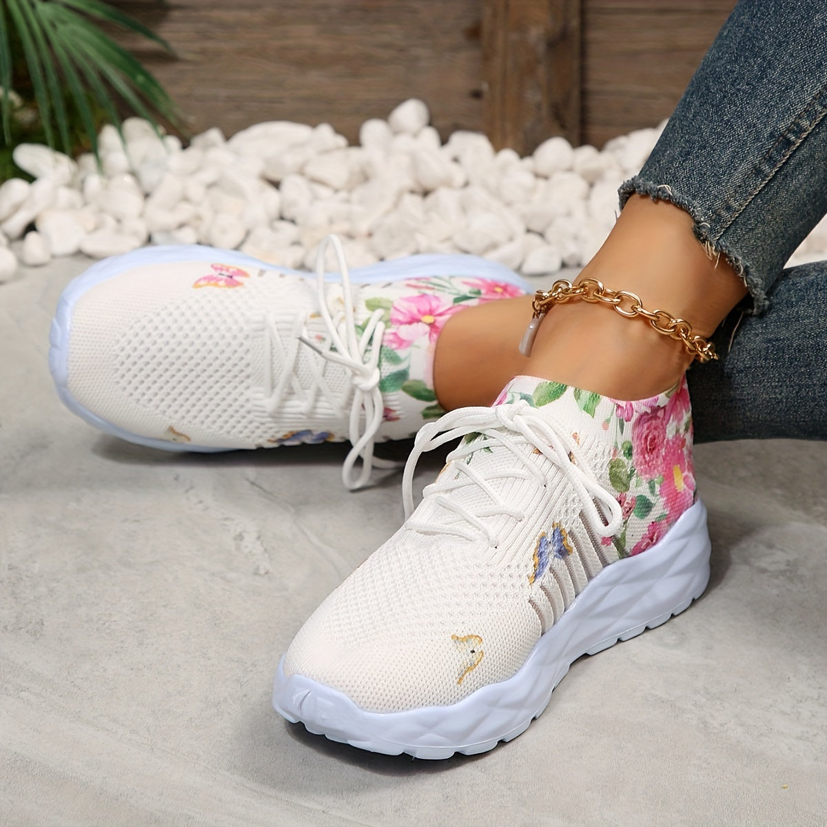 Women's Flower & Butterfly Platform Sneakers Breathable Mesh Lace Up Shoes