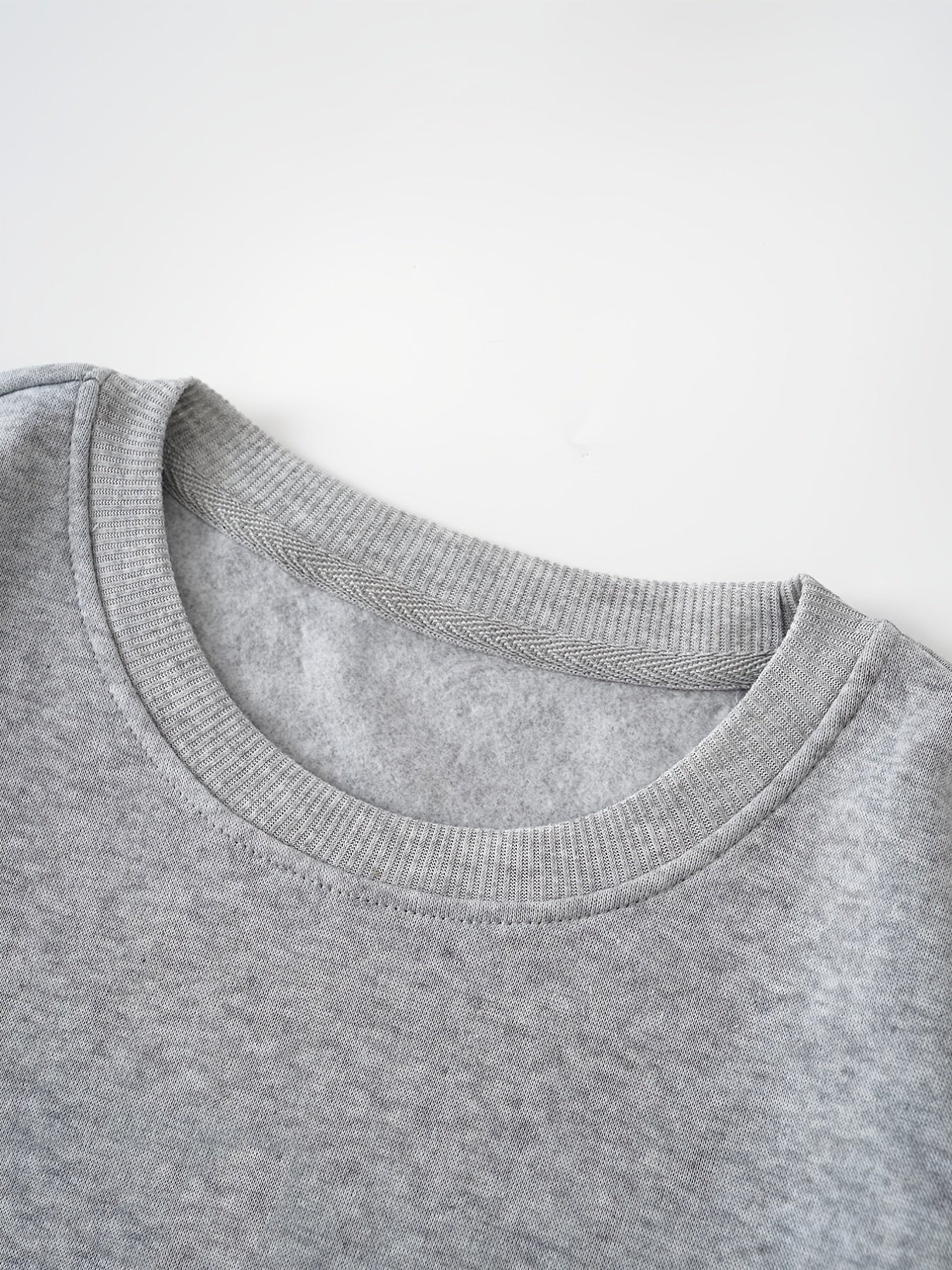 Women's Solid Crew Neck Sweatshirt for Fall & Winter