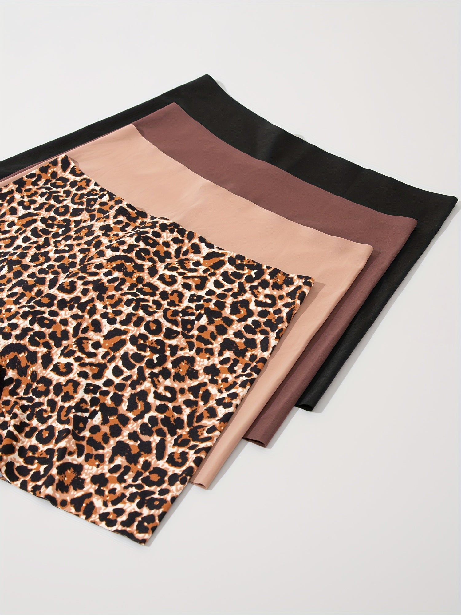 4pcs Leopard & Solid Boyshort Panties Soft & Comfortable Stretch Panties