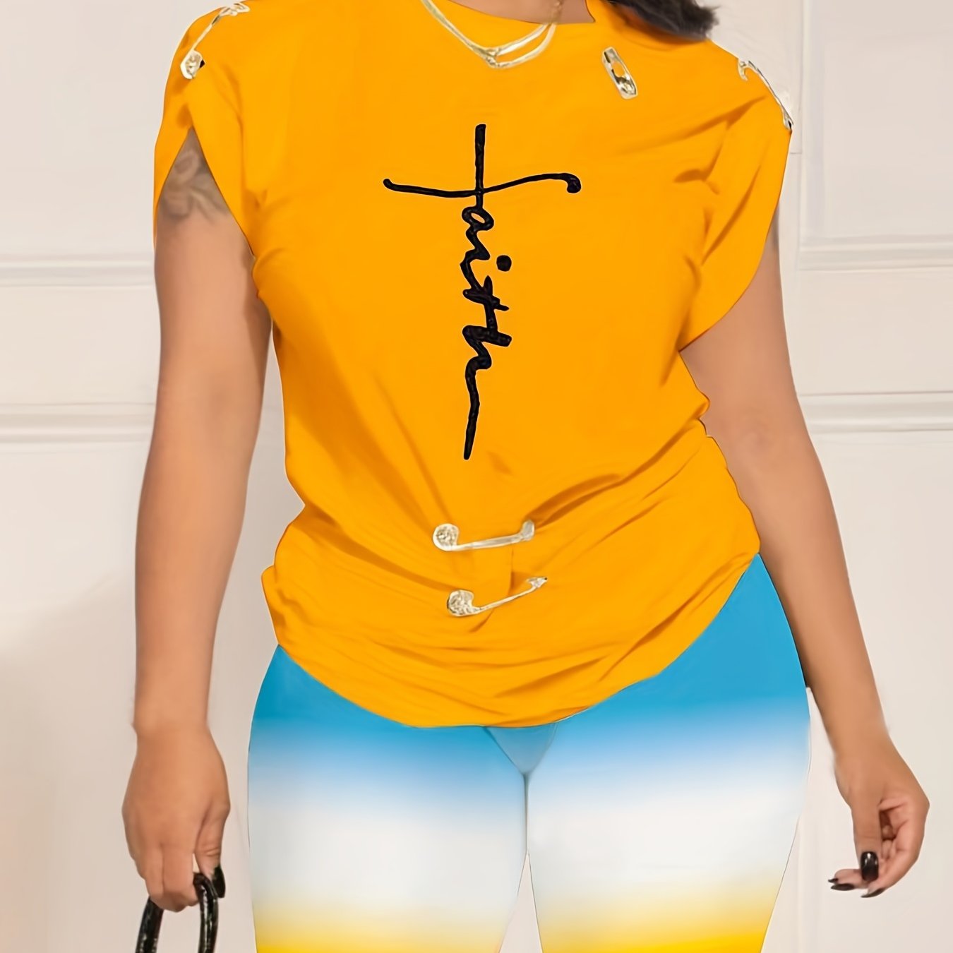Women's Plus Cross Print Tee & Ombre Shorts Set