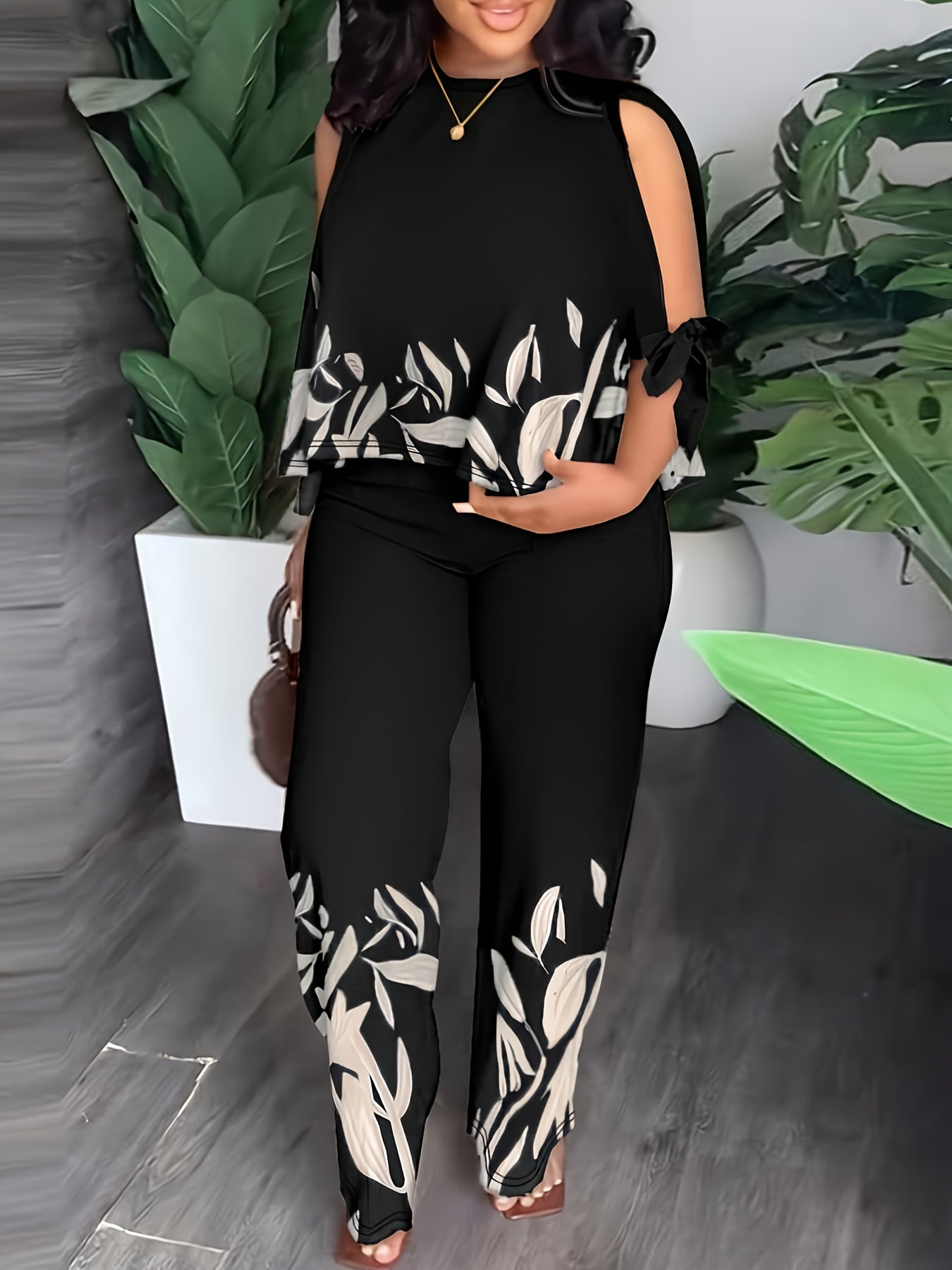 Women's Plus Floral Print Knot Split Top & Wide Leg Pants Set