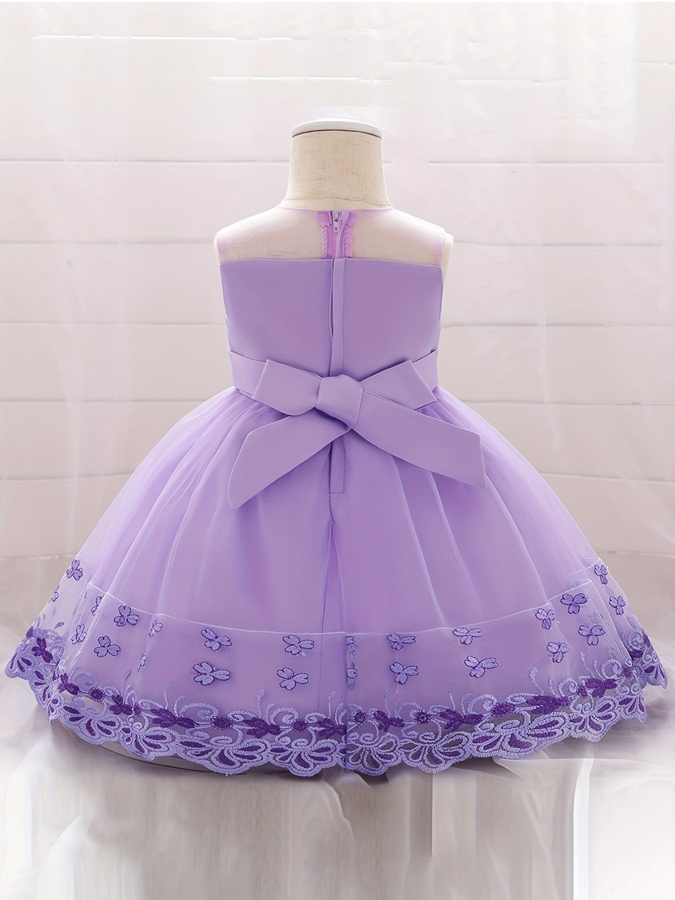 Girl's Princess Dress Embroidered Lace Flower Puffy Dress