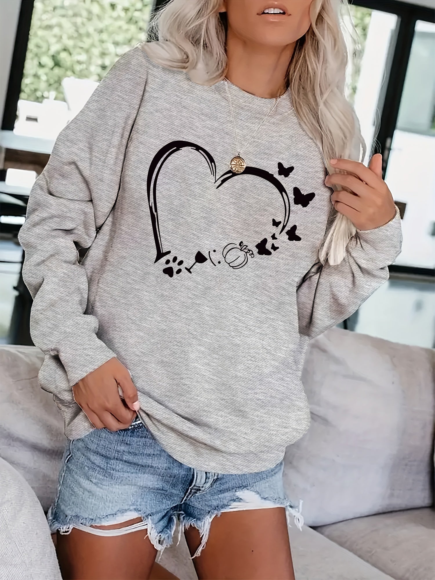 Heart Print Pullover Sweatshirt for Fall & Winter Women's Clothing