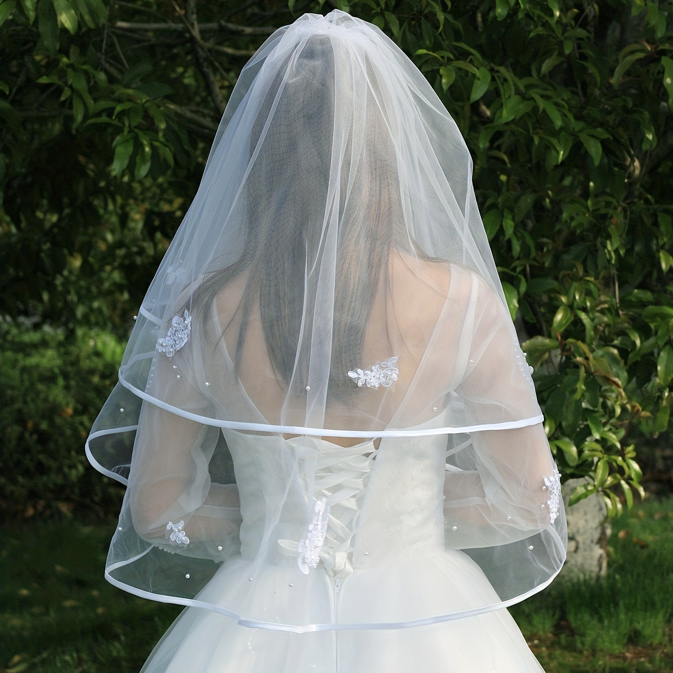 Bridal Wedding Veil With Comb Flower Pattern Mesh Faux Pearl Veil