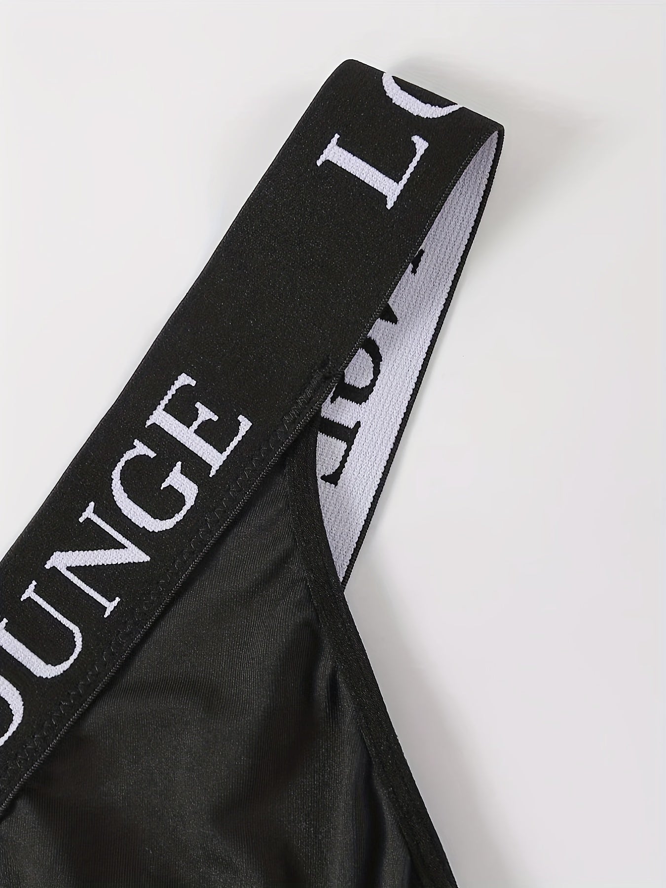 Plus Size Sports Lingerie Set with Contrast Letter Trim