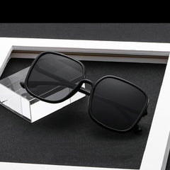 Large Frame Square Sunglasses for Vacation
