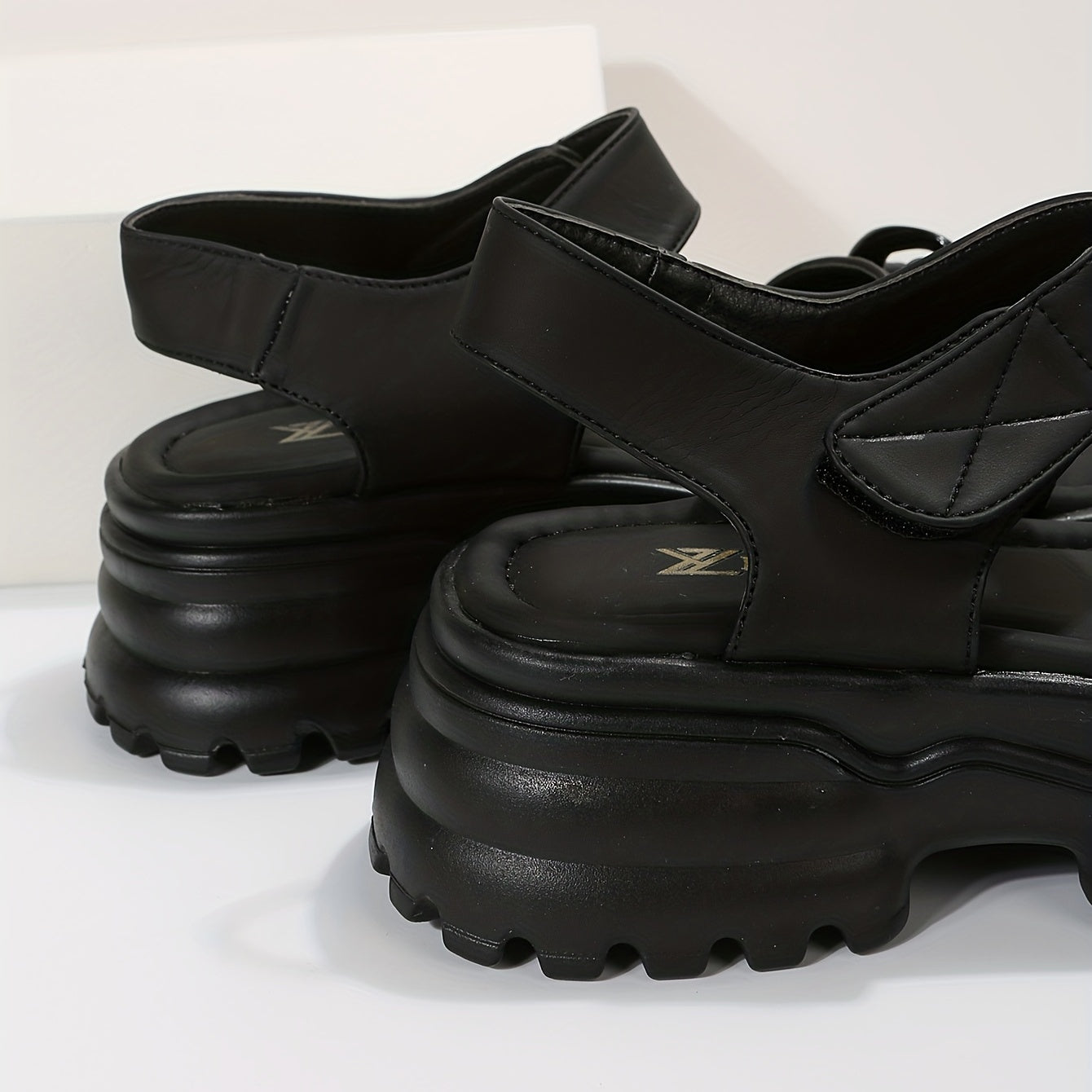 Women's Chain Decor Sports Sandals Thick Bottom Summer Sandals