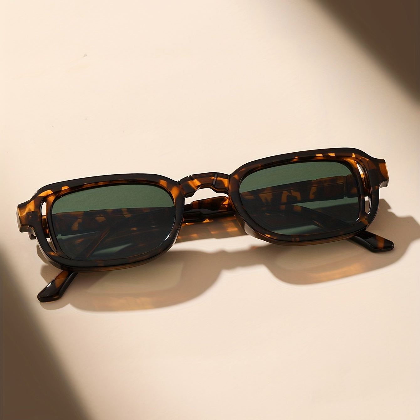 Vintage Square Frame Hollow Sunglasses UV400