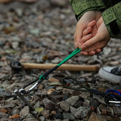 Outdoor Elastic Rope With Mountaineering Buckle Camping Keychain