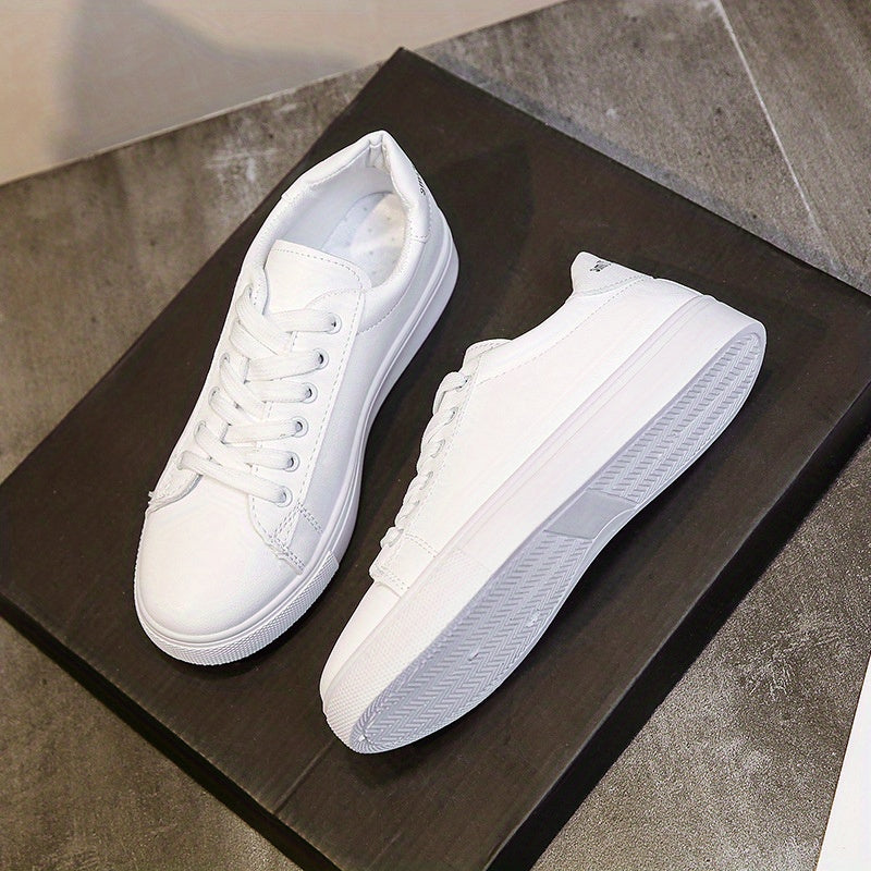 Women's Lace-Up Flat Skate Sneakers Low Top Walking Shoes
