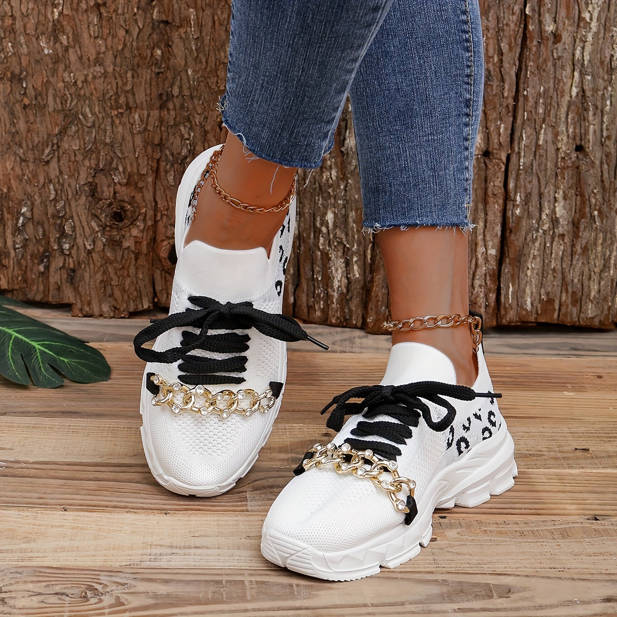 Leopard Print Chain Decor Sports Sneakers